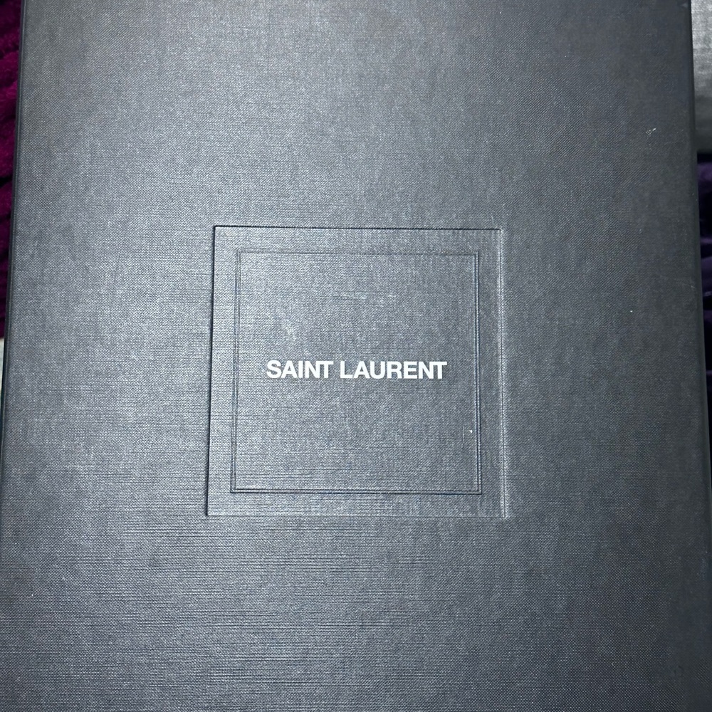 Saint Laurent Suede Green Chelsea Boots